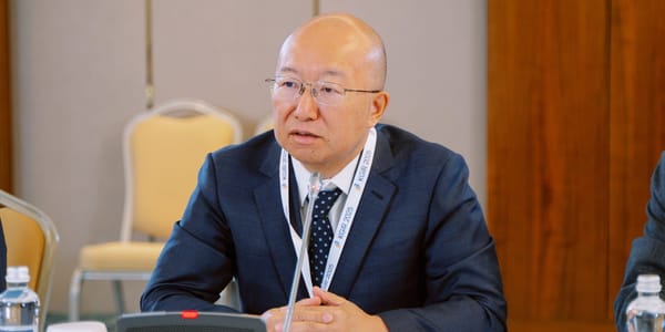 Чжан Цзинтао на форуме KGIR-2025 в Астане, 31 октября 2025 года.