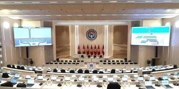 Выборы – 2025: Три партии намерены участвовать в досрочных выборах в ЖК изображение публикации