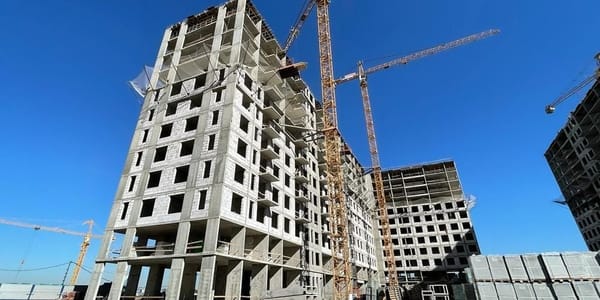 В Кыргызстане в «черный список» внесены 44 строительные компании изображение публикации