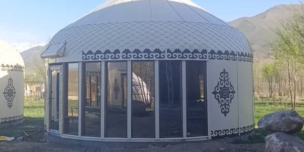 На сельхозземлях в Кемине строили зону отдыха без разрешений — застройщика оштрафовали на 200 тысяч изображение публикации