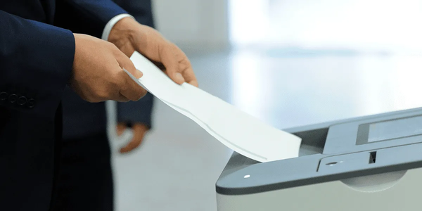 Предвыборная агитация в Кыргызстане — период выборов 2025 года, ЦИК КР, 467 зарегистрированных кандидатов, старт кампании 10 ноября.