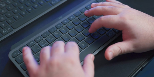 В Бишкеке школы переводят на онлайн с 25 по 30 ноября — из-за саммита ОДКБ и выборов изображение публикации