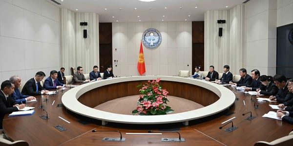 Переговоры министра сельского хозяйства КР с делегацией провинции Ганьсу Китай, обсуждение агросотрудничества и семеноводства. Фото: кабмин