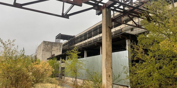 На I этап обезвреживания токсичных отходов «Кристалла» выделят 92 млн сомов изображение публикации