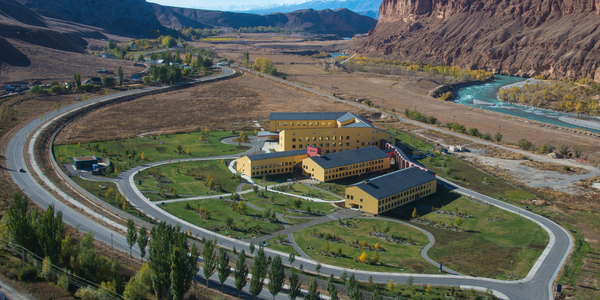 Кабмин передал мэрии Нарына 223 га земли УЦА