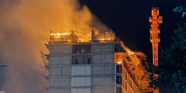 спасатели МЧС на месте ЧС, итоги 2020–октябрь 2025: 322 чрезвычайные ситуации, ущерб свыше 25 млрд сомов, спасены 1 664 человека.