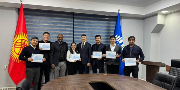 Инспекторы ГАГА получили сертификаты ИКАО после курса по сертификации авиакомпаний в Бишкеке