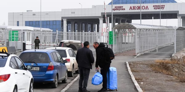 Принцип «90/180»: как изменились правила въезда для казахстанцев в Кыргызстан изображение публикации