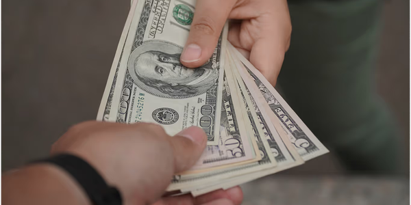 Нацбанк оштрафовал обменное бюро в Таласе на 55 тысяч сомов изображение публикации