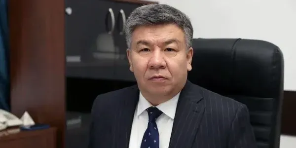 Главе ГНС Алмамбету Шыкмаматову присвоено высшее специальное звание изображение публикации
