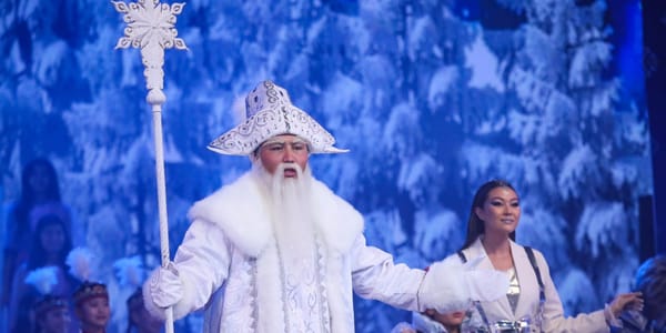 Президентская елка в филармонии имени Т. Сатылганова 19 декабря 2025 года с участием 1 100 детей из регионов Кыргызстана