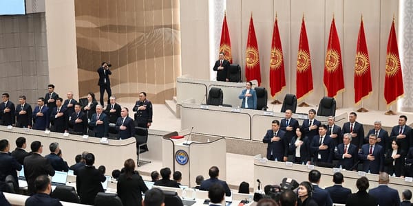 Жогорку Кенеш VIII созыва начал работу: депутаты принесли присягу. Фото: kenesh.kg.