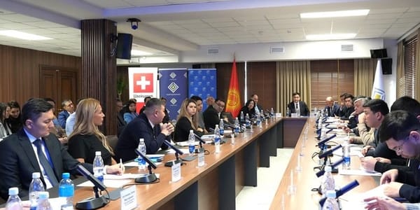 Цифровые платежи и QR: Нацбанк при поддержке IFC провел круглый стол по финтеху в КР