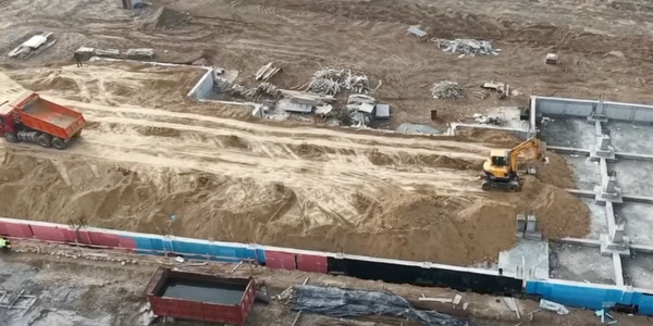 В жилмассиве Кен-Сай в Оше продолжается строительство детского сада и школы изображение публикации