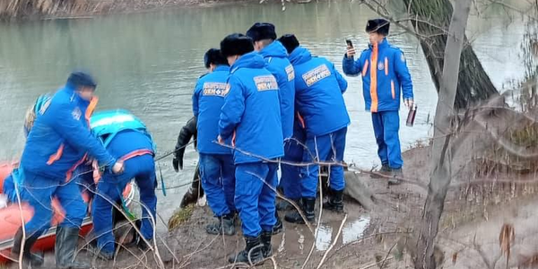 Спасатели МЧС нашли тело третьего человека, упавшего в техканал ТЭЦ Бишкека