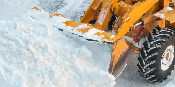 Зимняя резина, цепи и дистанция: Минтранс напомнил правила проезда перевалов изображение публикации