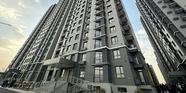 Жапаров объяснил цены на госипотеку и анонсировал переход ГИК на самофинансирование