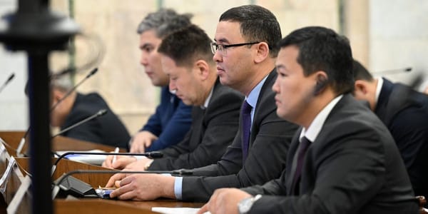 Комитет ЖК одобрил сокращение списка госнаград и отмену звания «Народный поэт» изображение публикации