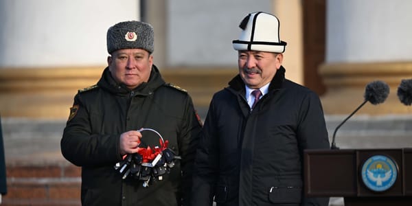 Касымалиев передал Минобороны 81 единицу автотехники изображение публикации