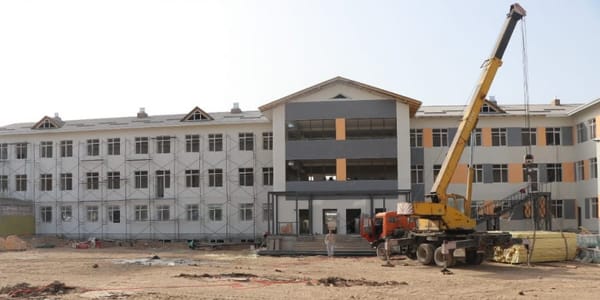 Мэрия Бишкека построит в 2026 году 10 садиков, 36 школ и больницу изображение публикации