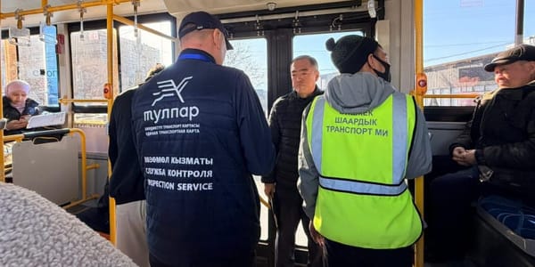 Охота на «зайцев»: в автобусах Бишкека ежедневно выписывают до 10 штрафов по 1 тысяче сомов изображение публикации
