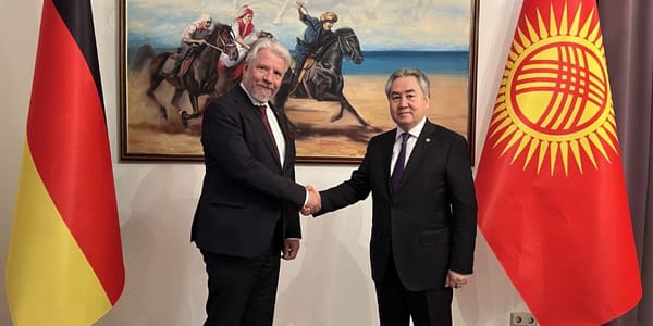 Жээнбек Кулубаев и немецкая Rhenus SE обсудили создание логистических центров в КР изображение публикации