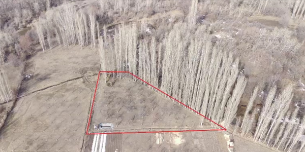 После вмешательства ГКНБ ломбард в Таласе вернул 11 клиентам дом и документы на имущество изображение публикации