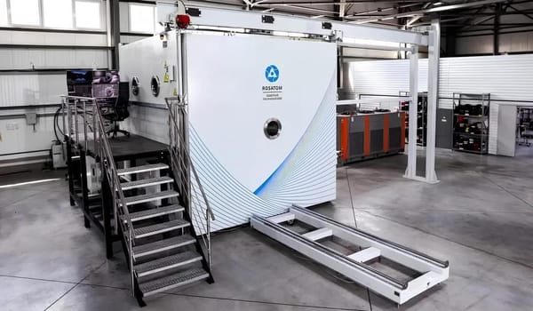 Крупногабаритный 3D-принтер «RusBeam 1500», работающий по технологии электронно-лучевой наплавки проволоки.