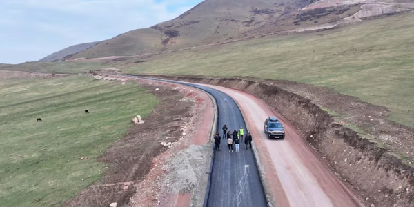 На трассе Арашан — Чункурчак в апреле начнут укладку асфальта изображение публикации