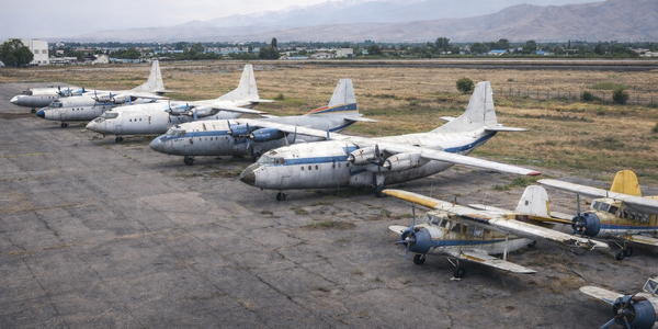 Аэропорт «Ош» выставил на аукцион восемь списанных самолетов изображение публикации