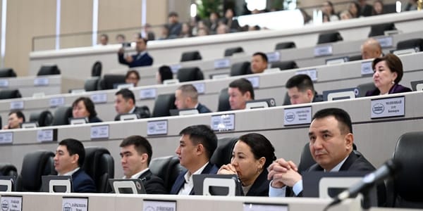 В ЖК обсудили социальный разрыв: от задержек зарплат в Оше до дефицита земли в Баткене изображение публикации