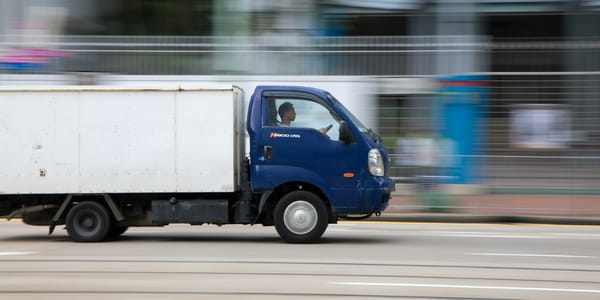 Новые правила для перевозки опасных грузов: Кыргызстан внедряет ДОПОГ изображение публикации