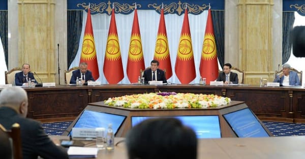 Жээнбеков проведет второе заседание Комитета по развитию промышленности изображение публикации