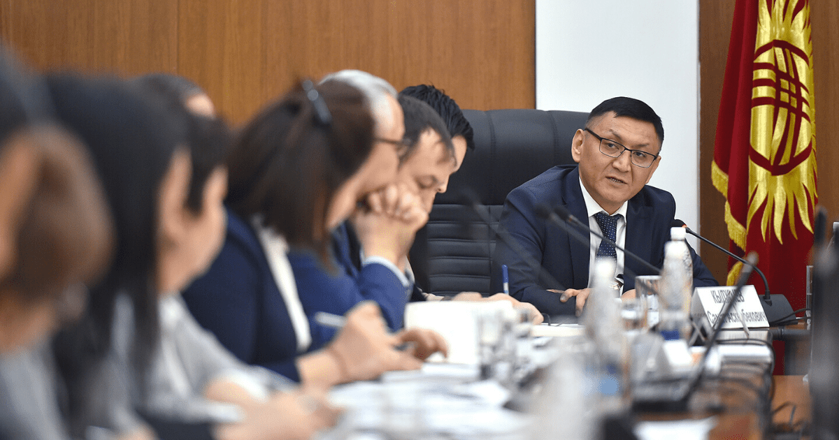 Кылжыев отчитал Минфин за некачественное планирование бюджета изображение публикации