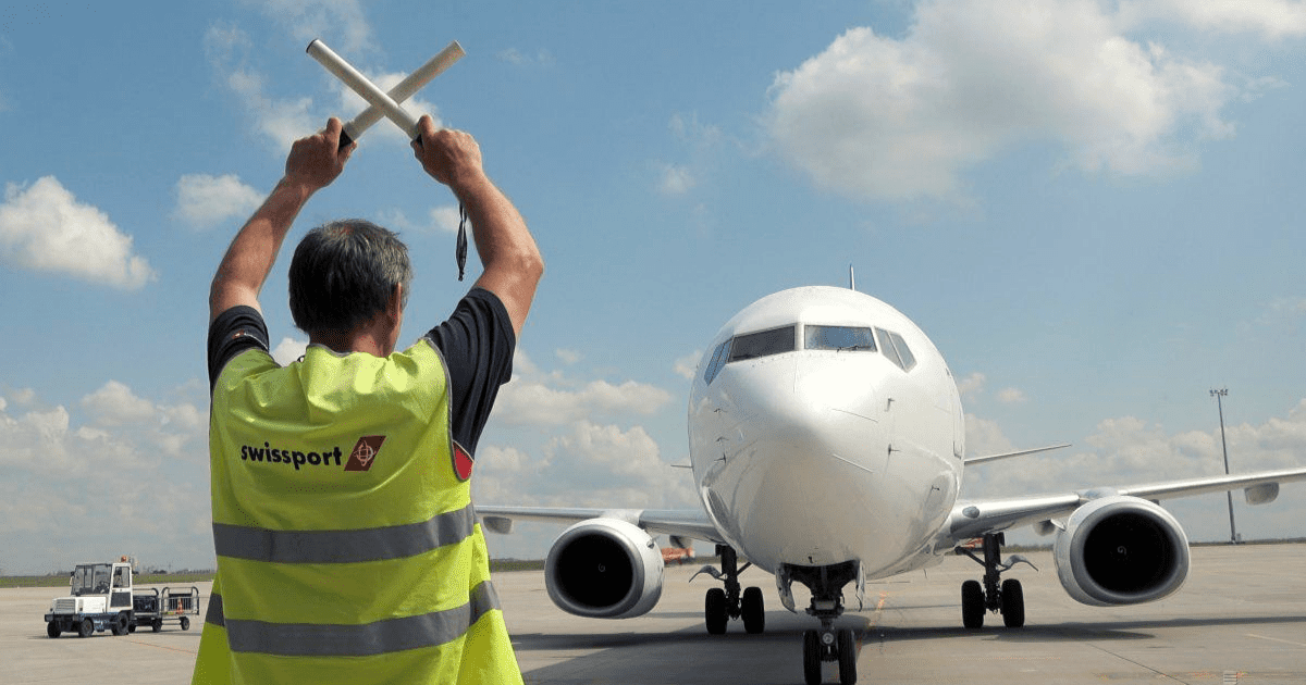 Кыргызстан отменил все международные авиарейсы, кроме двух в Москву и одного в Новосибирск изображение публикации