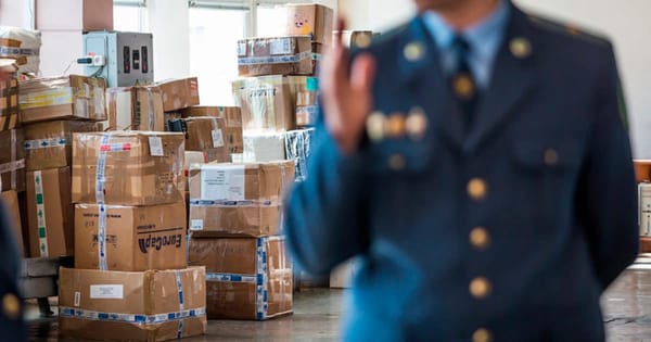 Боронов поручил ускорить таможенную очистку ввозимых в КР лекарств и медоборудования изображение публикации