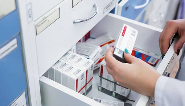 Фармкомпании пожертвовали больницам лекарства и медицинские изделия на 26.8 млн сомов изображение публикации