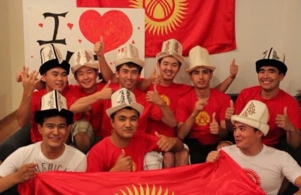 Как кыргызские диаспоры в США помогают соотечественникам с лекарствами и медоборудованием изображение публикации