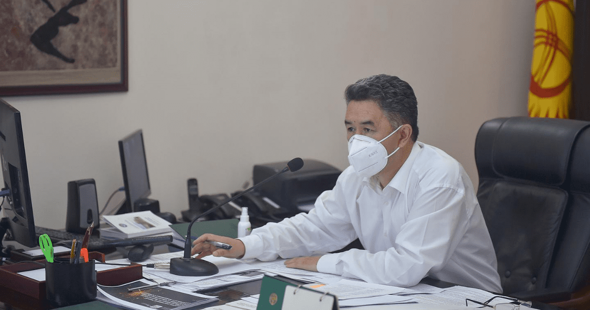 Баатырбеков призвал госорганы экономить на всем, кроме борьбы с пандемией изображение публикации