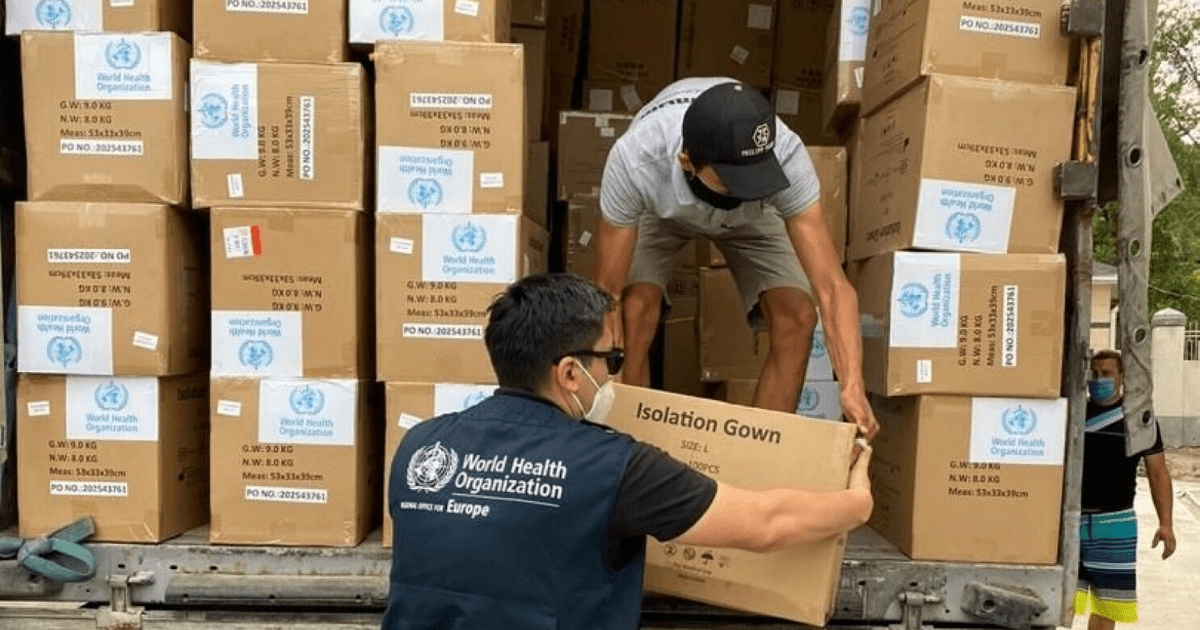 ВОЗ передала Минздраву более 10 тонн СИЗ изображение публикации