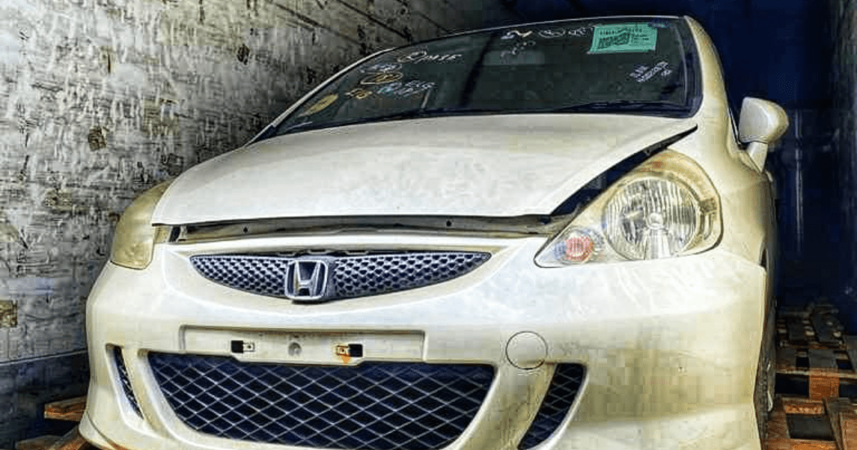 В КР под видом автозапчастей пытались незаконно провезти 9 автомобилей. ВИДЕО изображение публикации