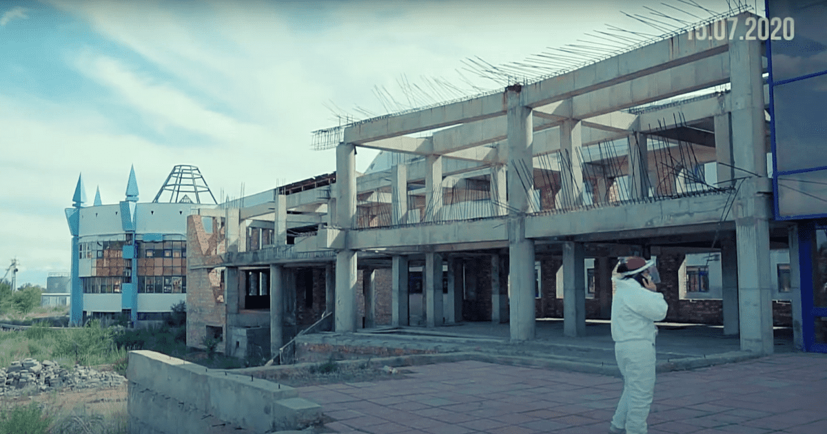 Больницы в ужасающем положении. Творческая группа Эрика Абдыкалыкова показала реальную картину с COVID-19 на Иссык-Куле изображение публикации