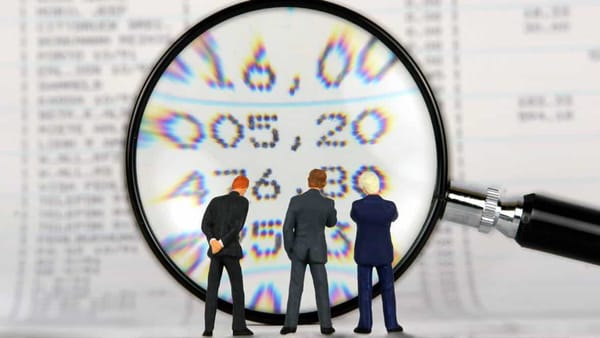 В Кыргызстане хотят ужесточить контроль за декларациями чиновников изображение публикации