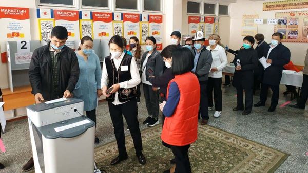 Независимые наблюдатели оценили ситуацию как  «напряженную» на 27 участках в день выборов изображение публикации