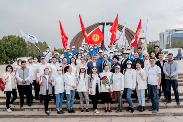 Выборы 2020. «Биримдик» №1 торжественно закрыл агитационную кампанию: В воскресенье мы выбираем не партии или лидеров, а путь развития страны, свое будущее! изображение публикации