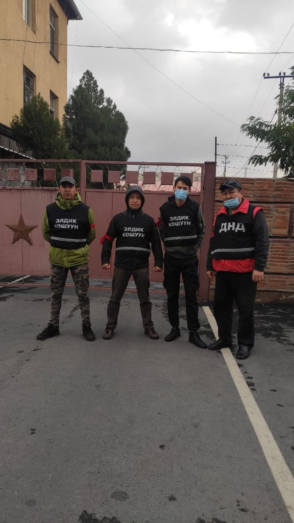 Дружинники Бишкека объединяются для защиты от мародерств. ВИДЕО, КОНТАКТЫ изображение публикации