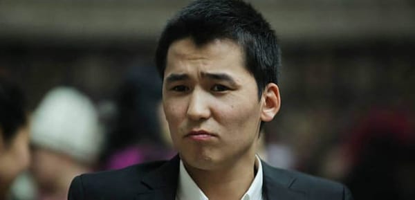 Мирбек Атабеков и другие. Кто из не политиков поддержал митинг против результатов голосования изображение публикации