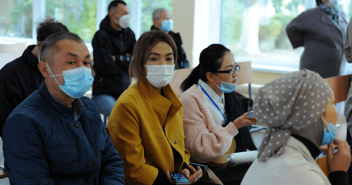 За выборами в Жогорку Кенеш следят 277 международных наблюдателей из 43 стран изображение публикации