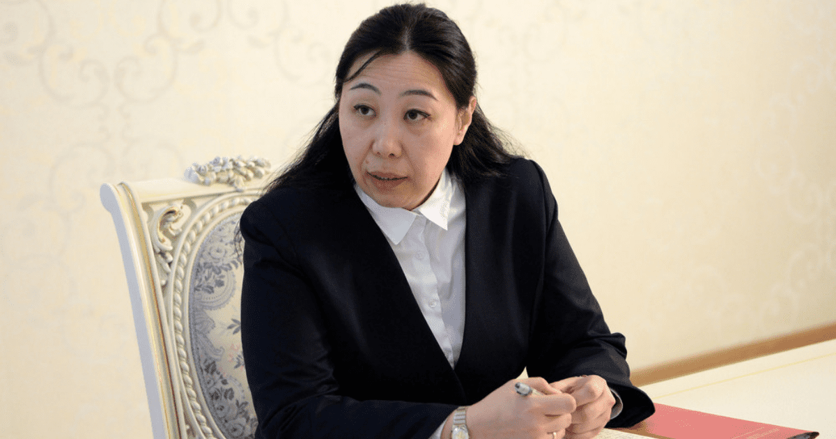 Вопрос урегулирования госдолга обсудила посол Кыргызстана с замглавы МИД Китая изображение публикации