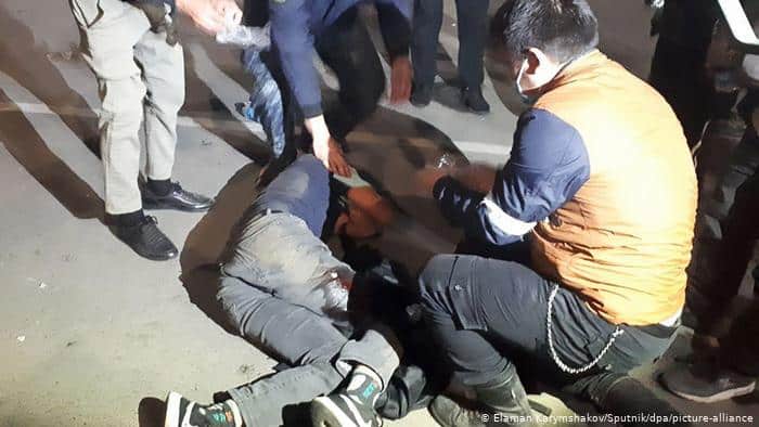 Один человек скончался в результате беспорядков в Бишкеке изображение публикации